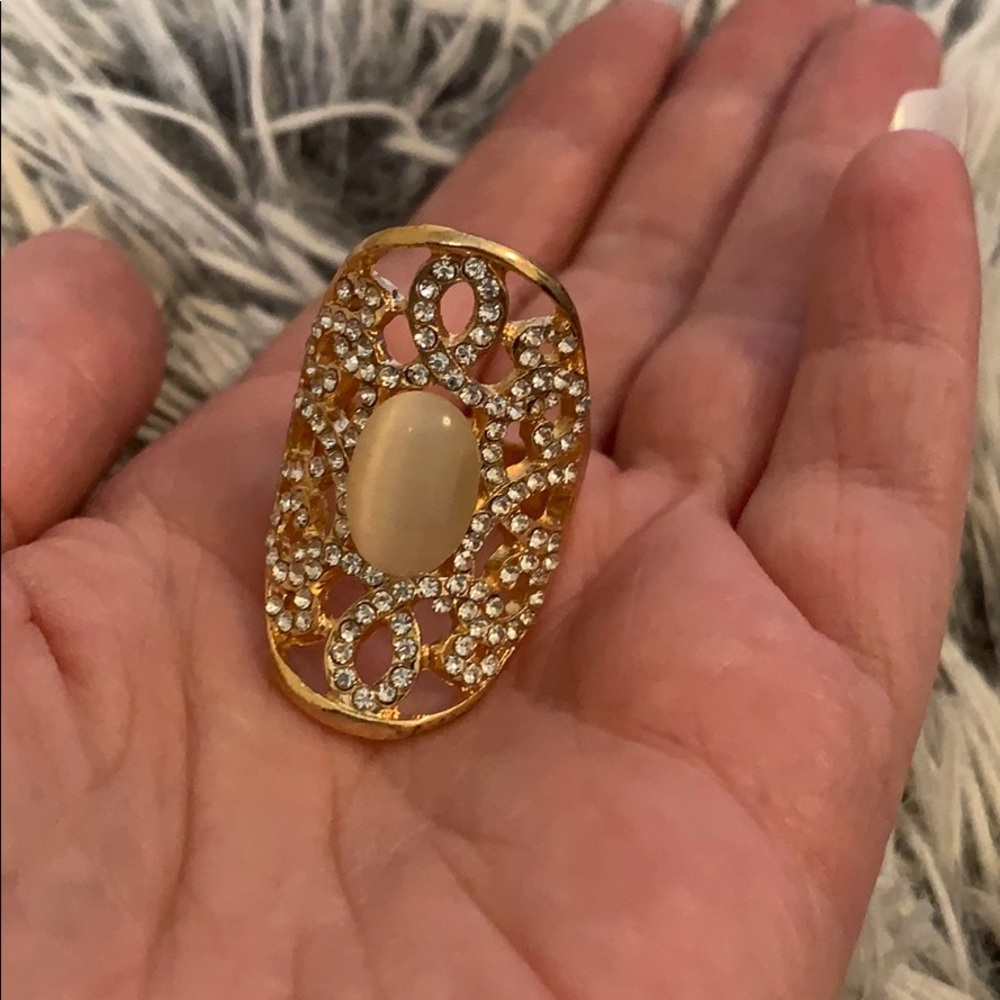 Dazzling women’s statement ring gold & rhinestone - Picture 5 of 6